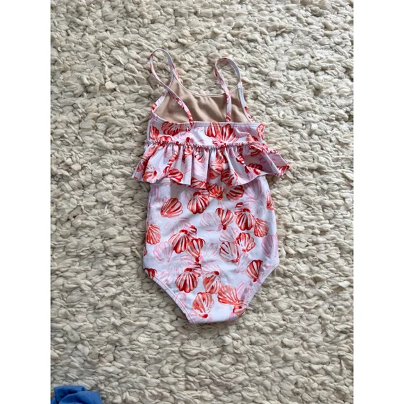 Girls Kortni Jeane White Red Pink Seashell Two Piece Swimsuit Size 4 - Picture 2 of 13